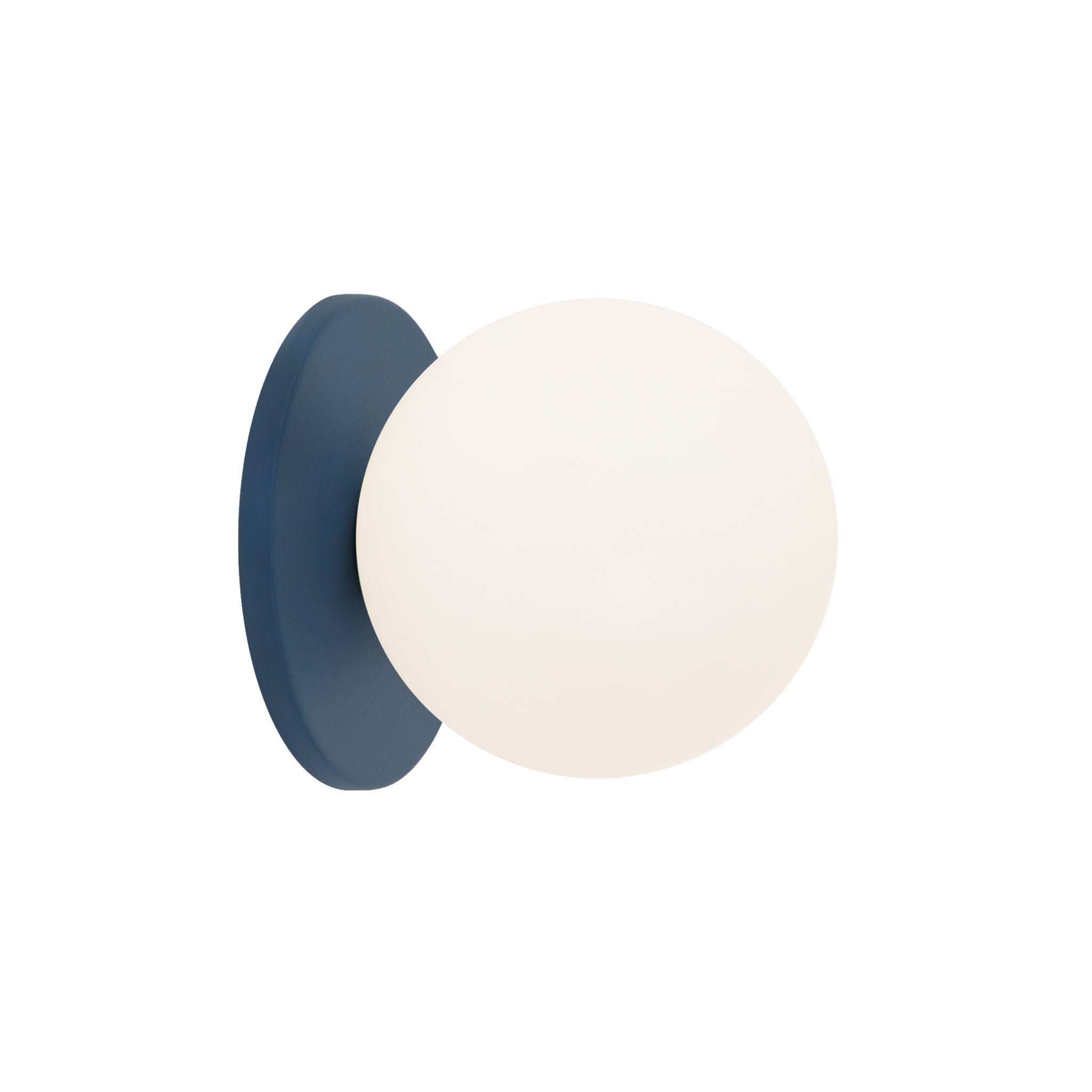 Selene shown in Ocean Blue