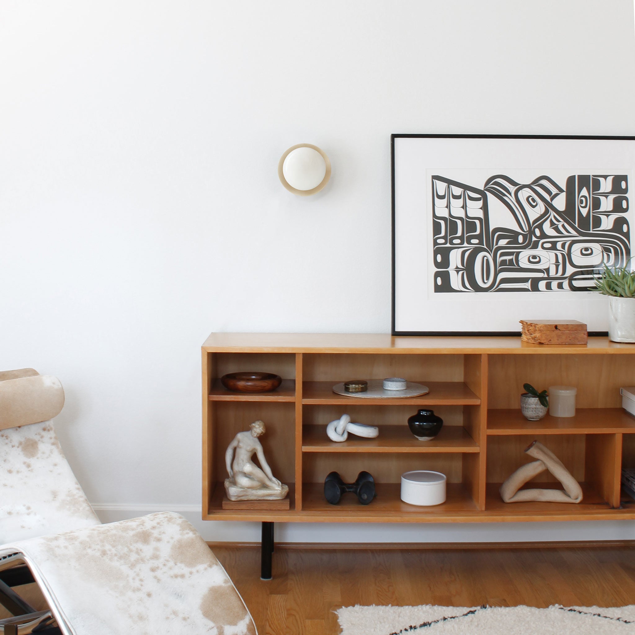 Terra Lexi shown in Bone ceramic