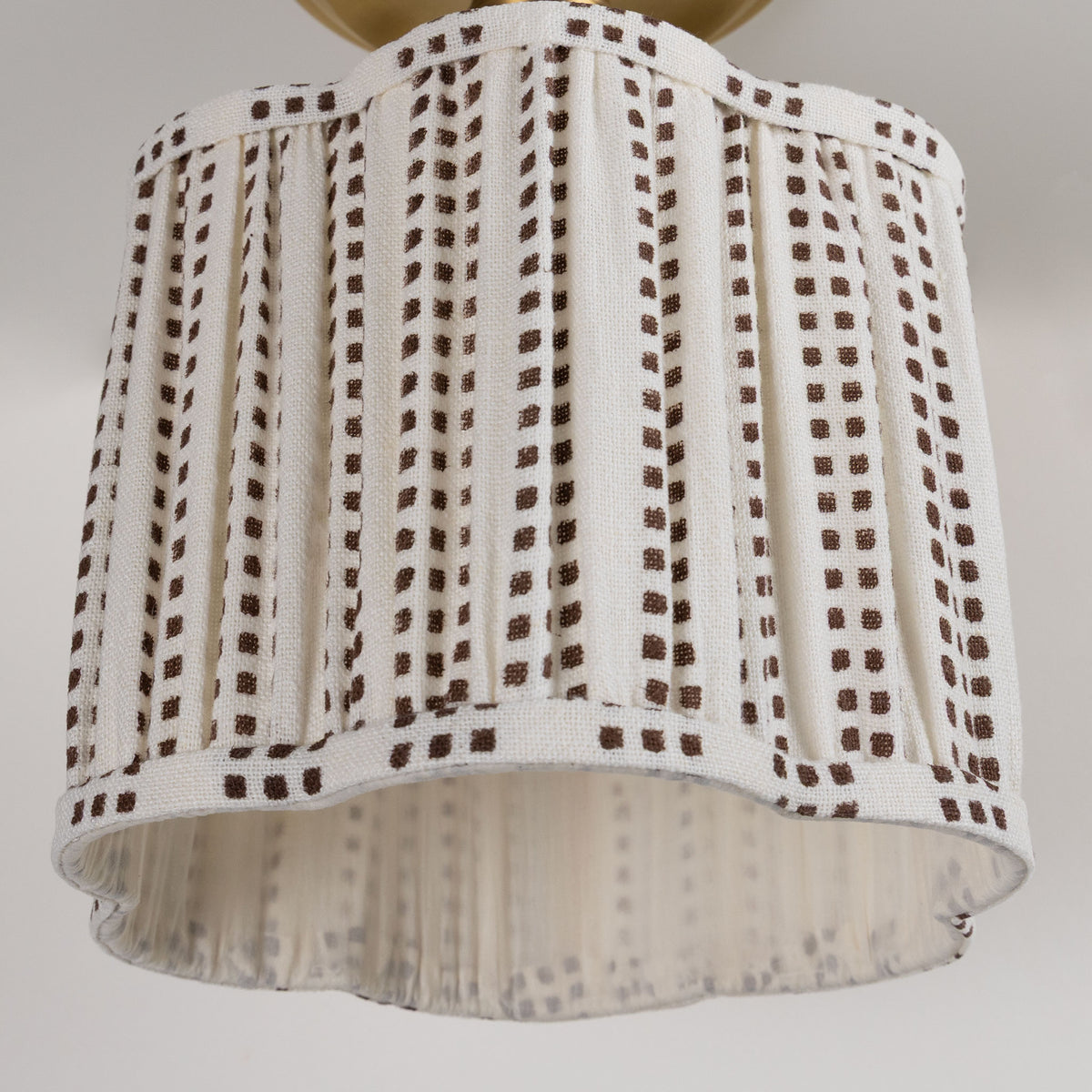 Aspen Coco Scallop 10" Shade