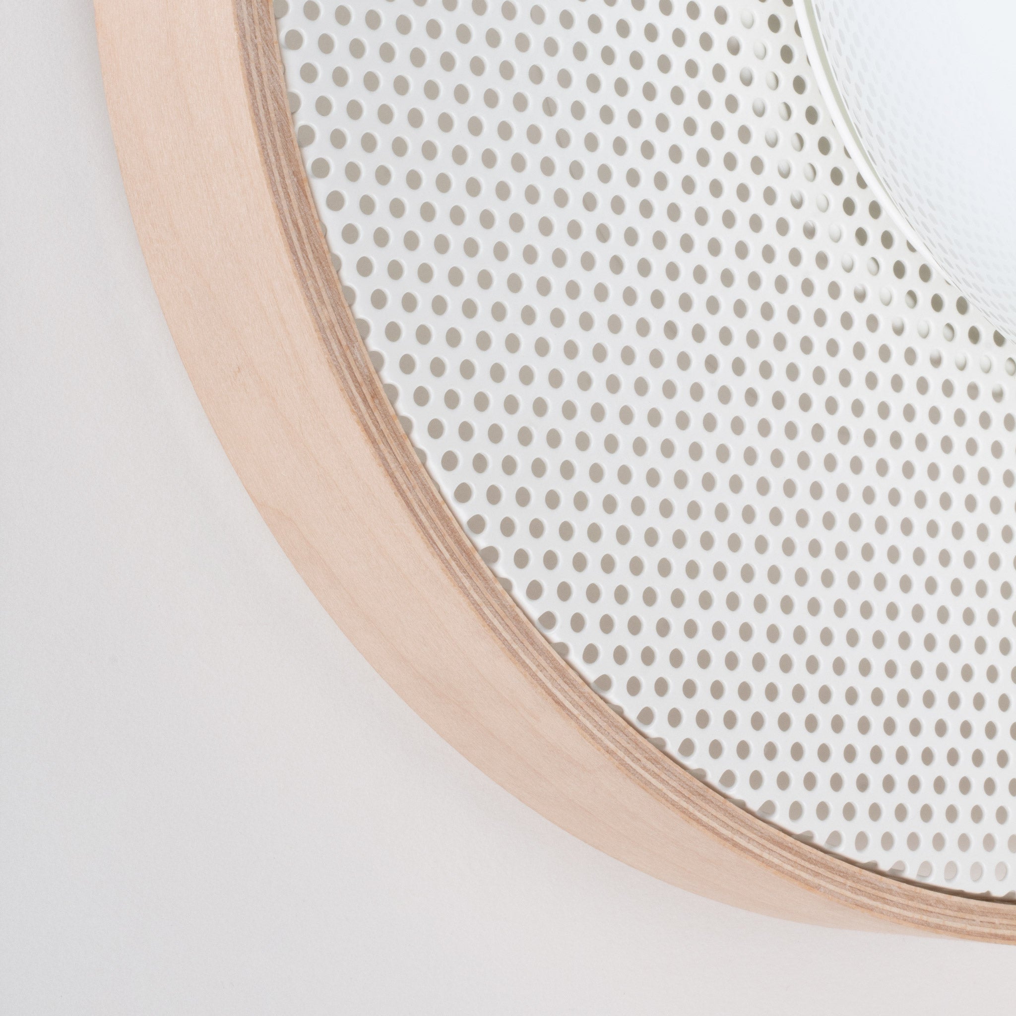 Otti 10" shown in White with Maple Wood Finish