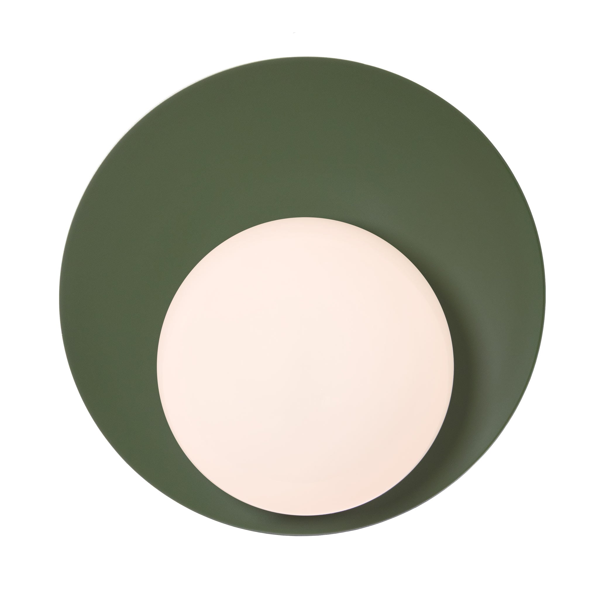 Pearl shown in Secret Garden Green