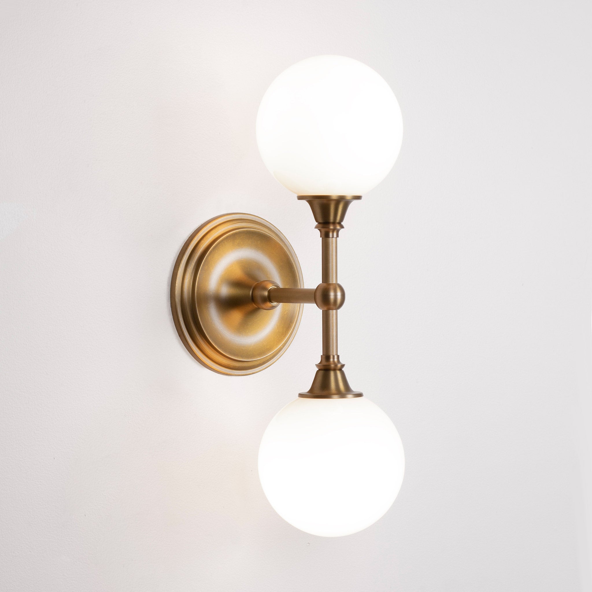 Bijou Double shown in Heirloom Brass