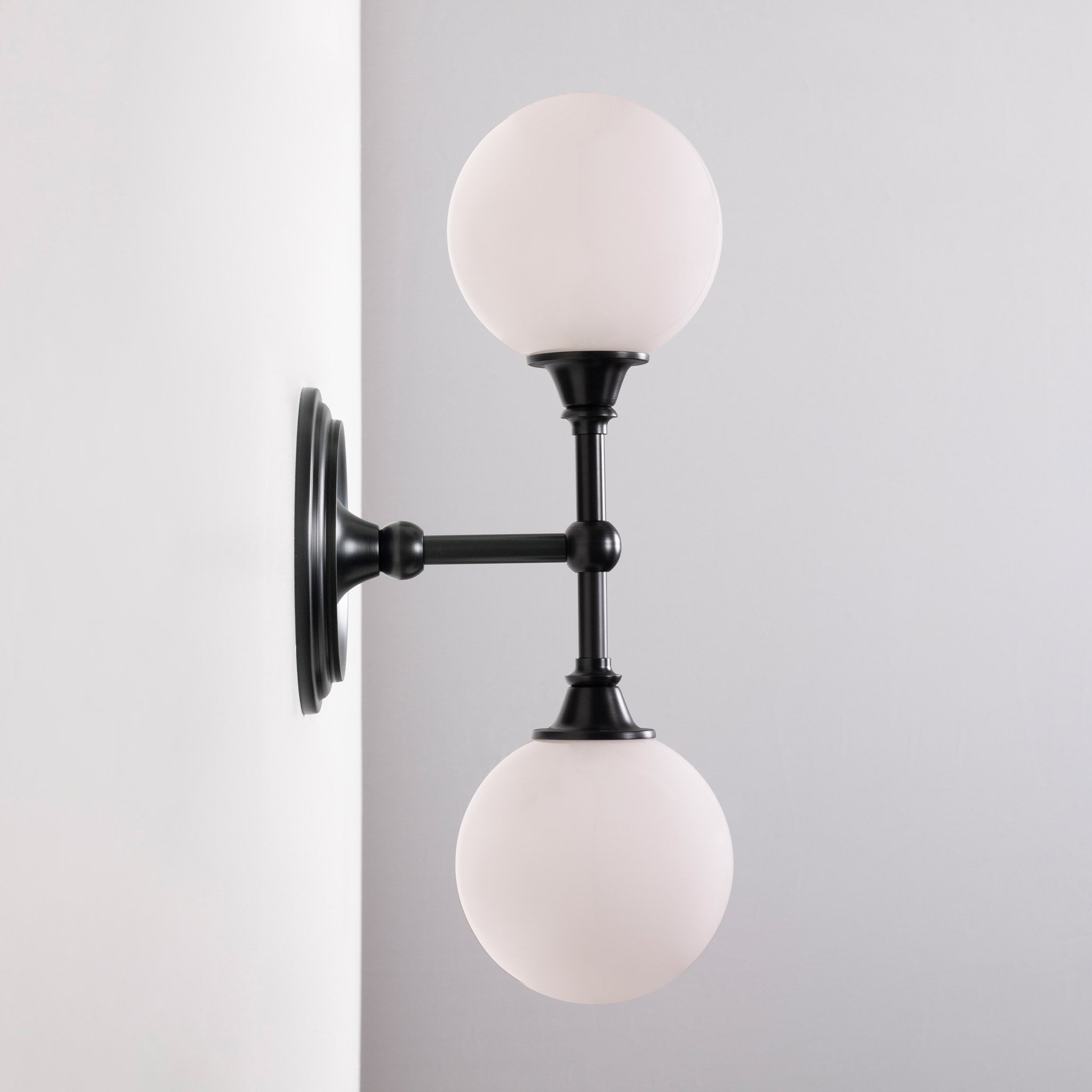 Bijou Double shown in Graphite Patina