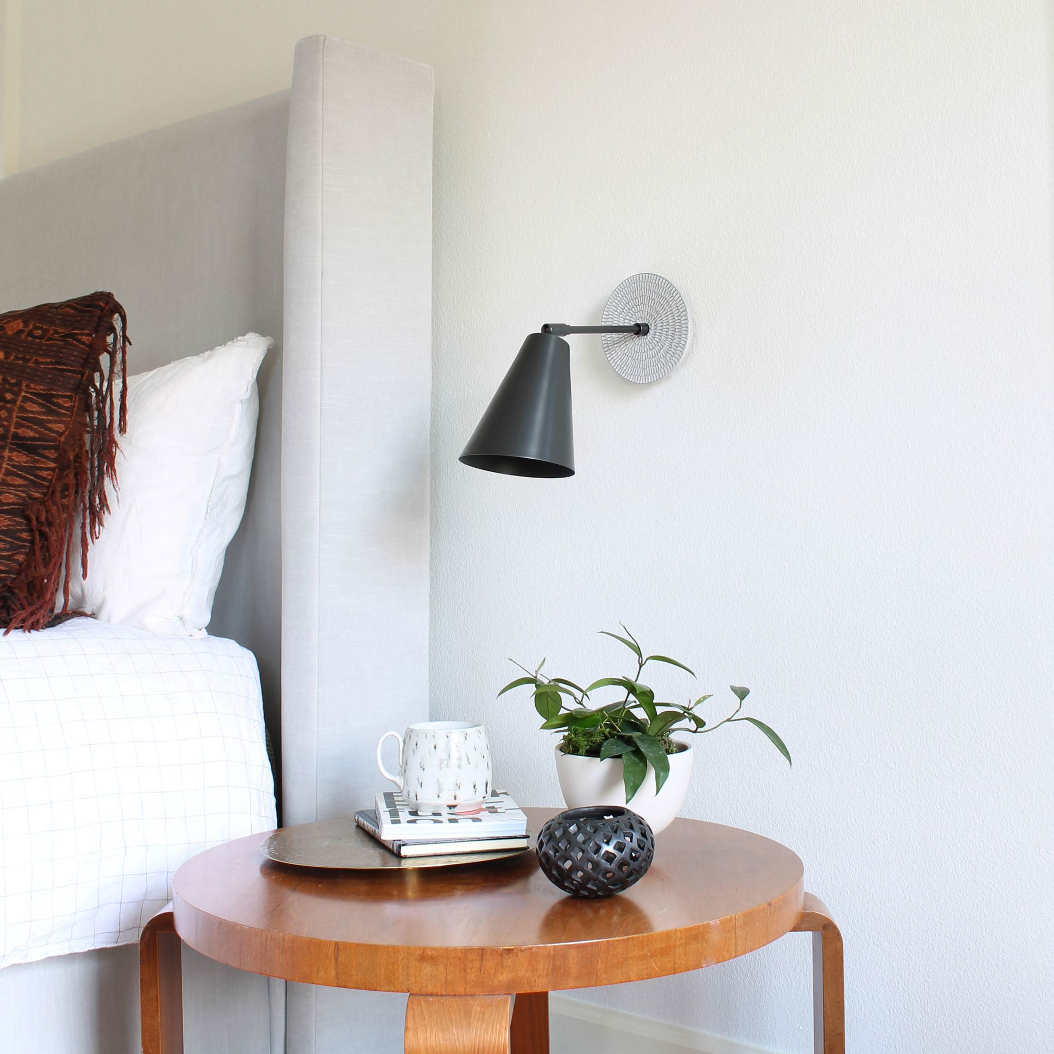 Tilt cone shown in Graphite Patina with Sunflower Canopy pattern in Brownstone White Ceramic