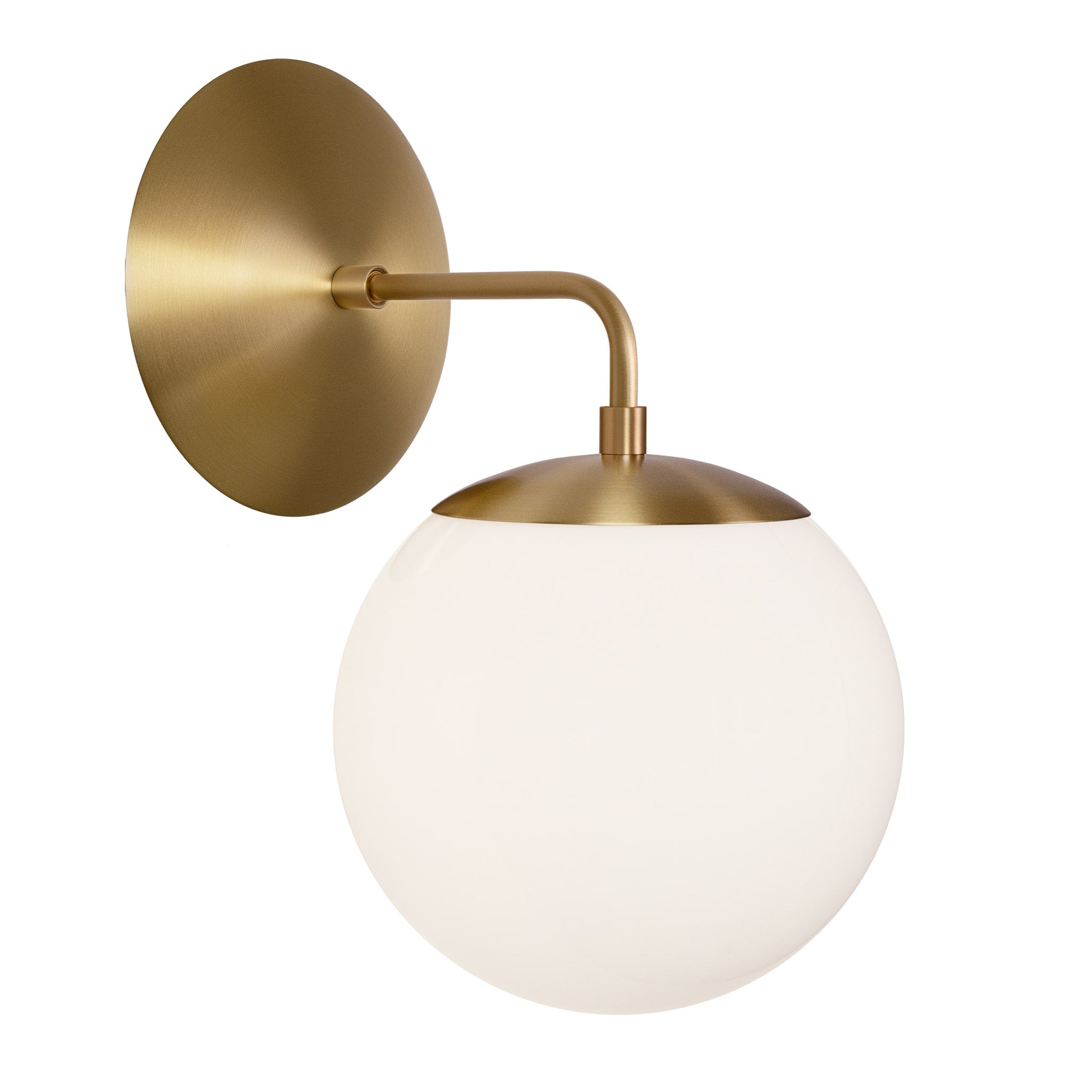 Alto Sconce 8” shown in Heirloom Brass