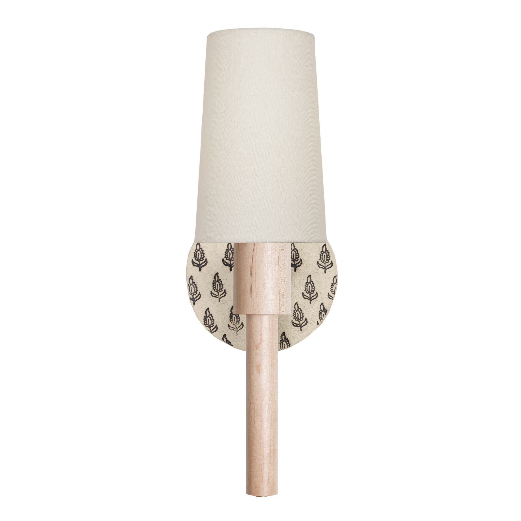 Parker Linen shown in Maple with a Black and Cream Floral Ceramic