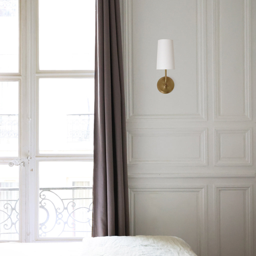 Bijou Linen shown in Heirloom Brass