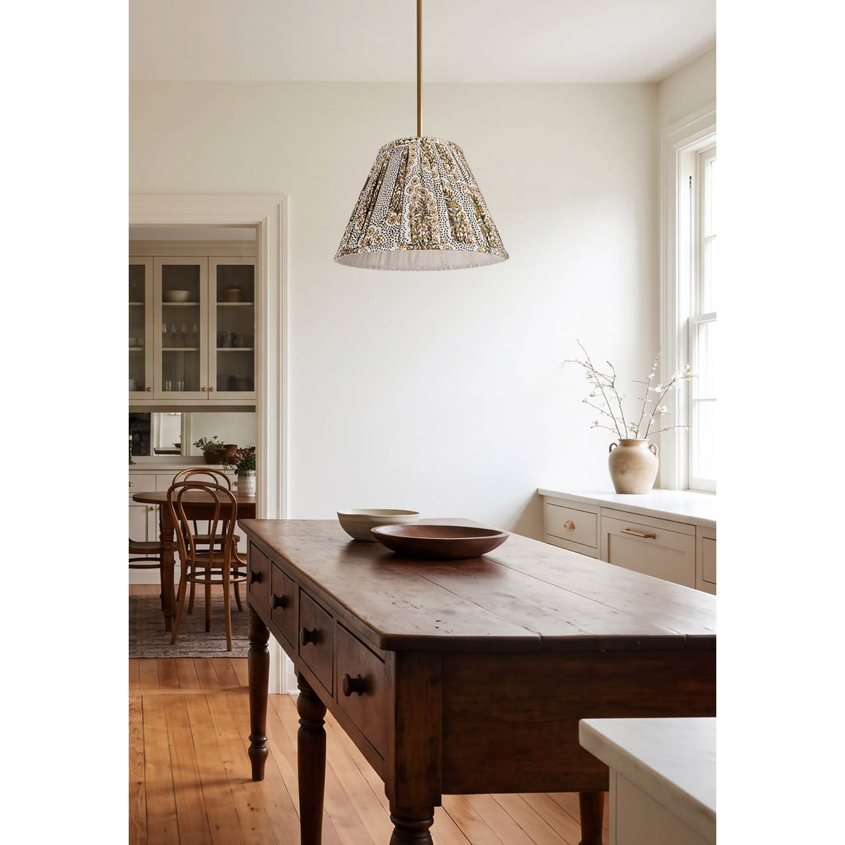 Oxford Pendant shown in Heirloom Brass with a Winfleur Mustard Shade