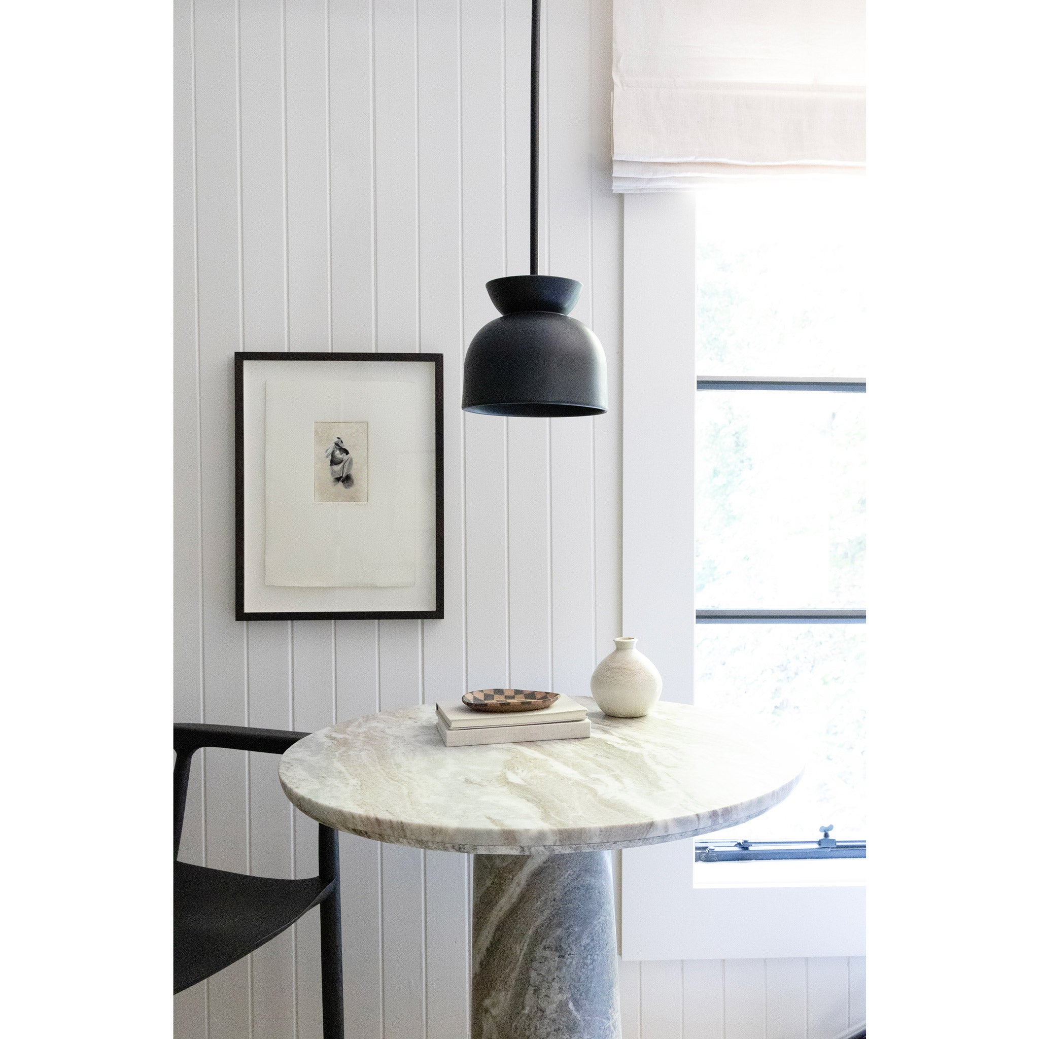 Terra Amélie Pendant shown in Eclipse Black ceramic with Matte Black