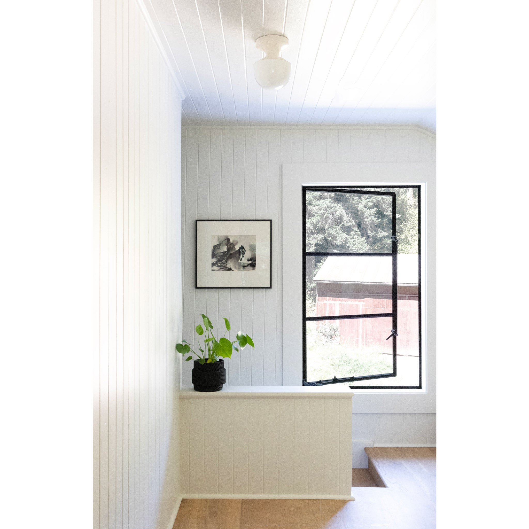 Allison shown in Gloss White Glaze ceramic