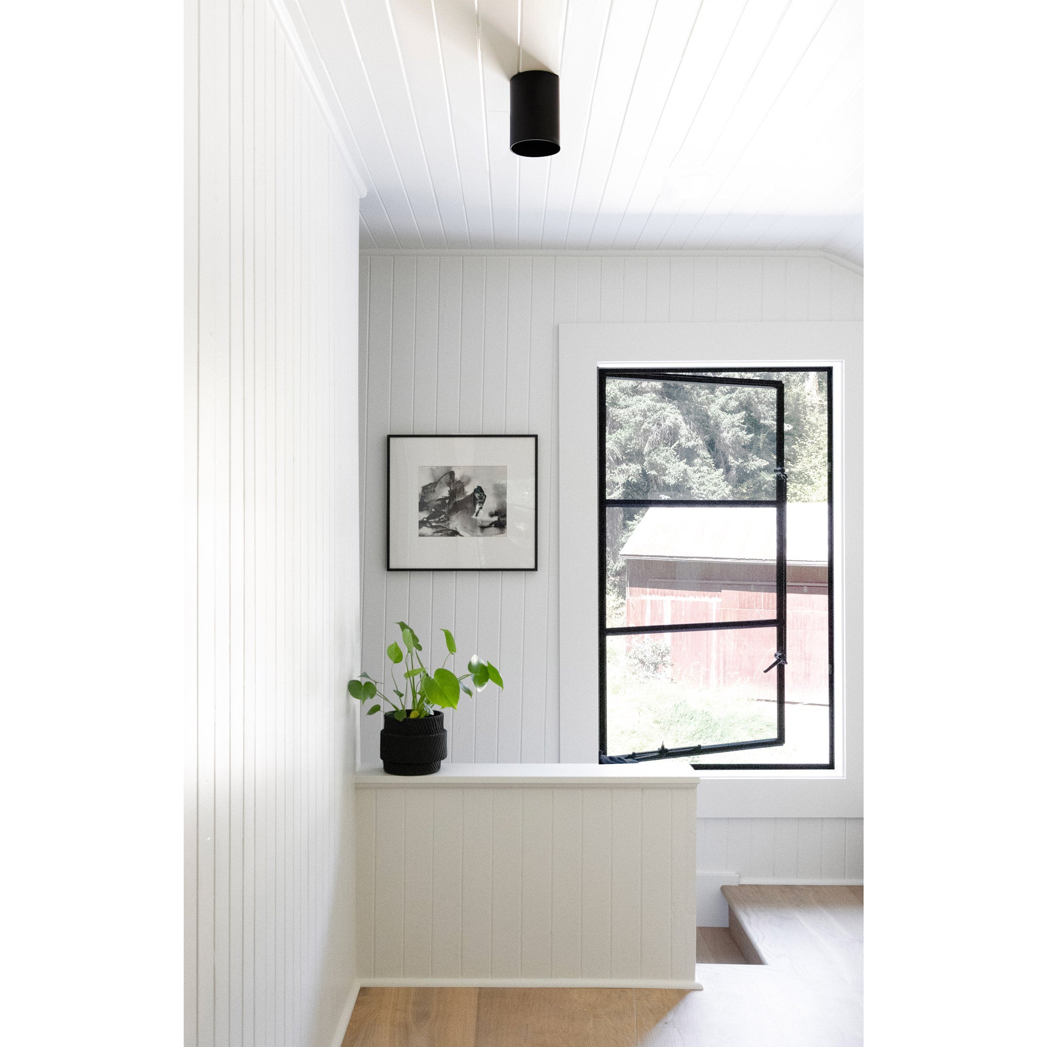 Cape Long shown in Matte Black