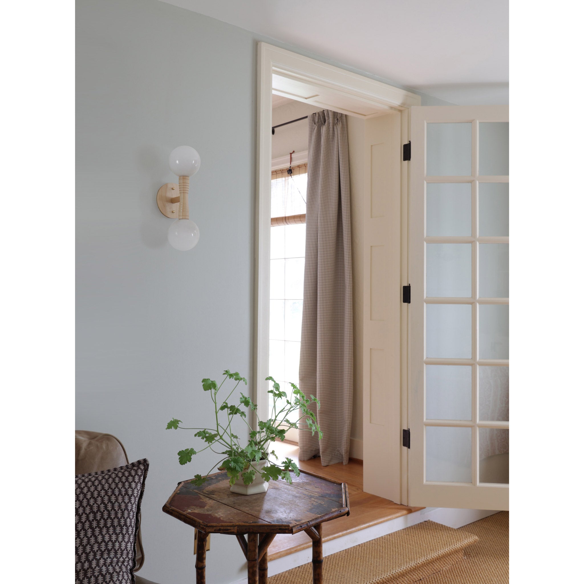 Rosie shown in Maple