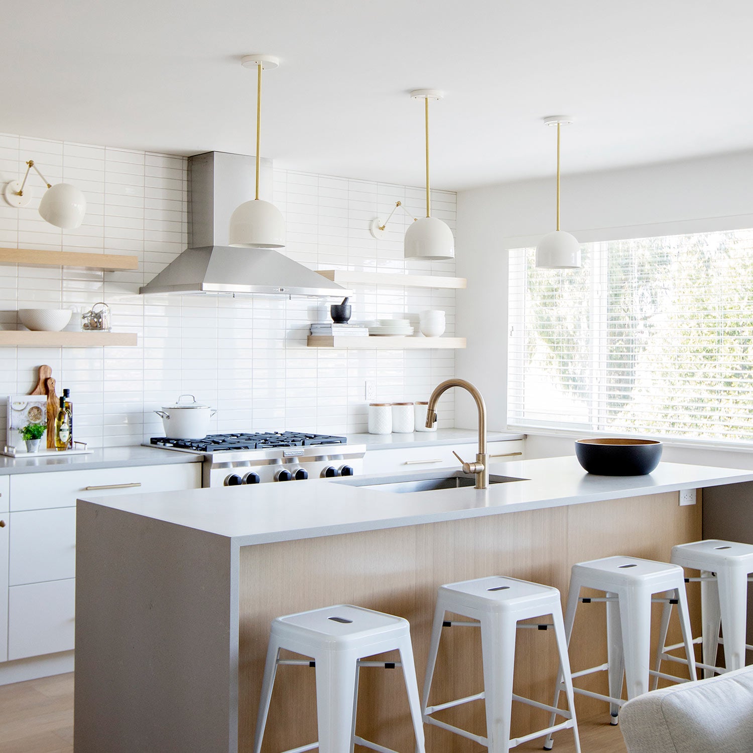 Amélie Rod 8" shown in White with Brass. Interior Design by Hazel & Brown. Photo by Janis Nicolay.