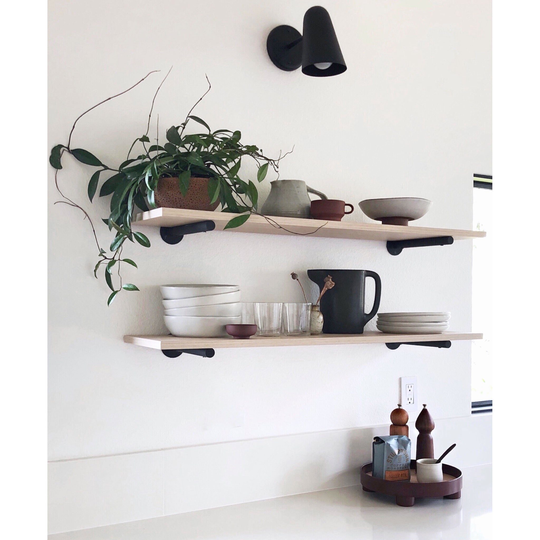 Wildwood shown in Matte Black