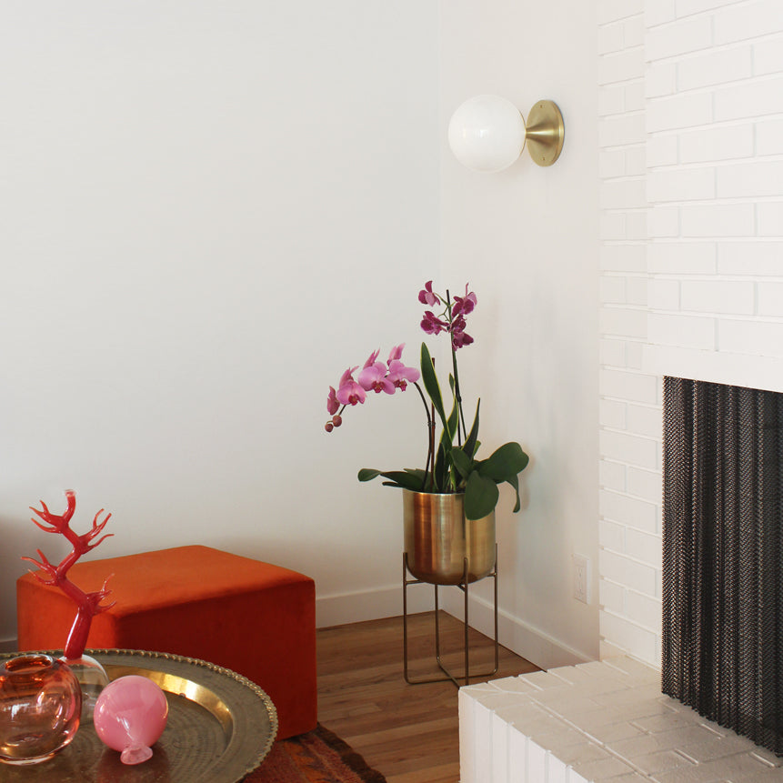 Moss 8" shown in Brass